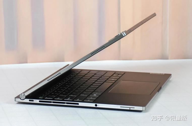 联想ThinkBook Plus Gen5 Hybrid双系统二合一电脑开售 从硬件到服务，解锁混合办公新范式